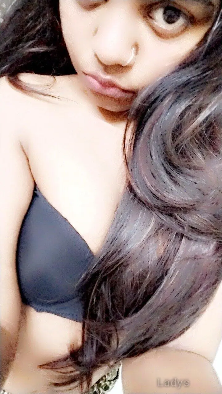 Preethi, years brunette escorts in Hyderabad, height sm, Weight kg
