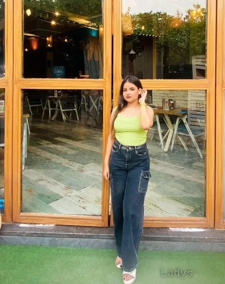 Sewani, 24 years brunette escorts in Hyderabad, height 166 sm, Weight kg