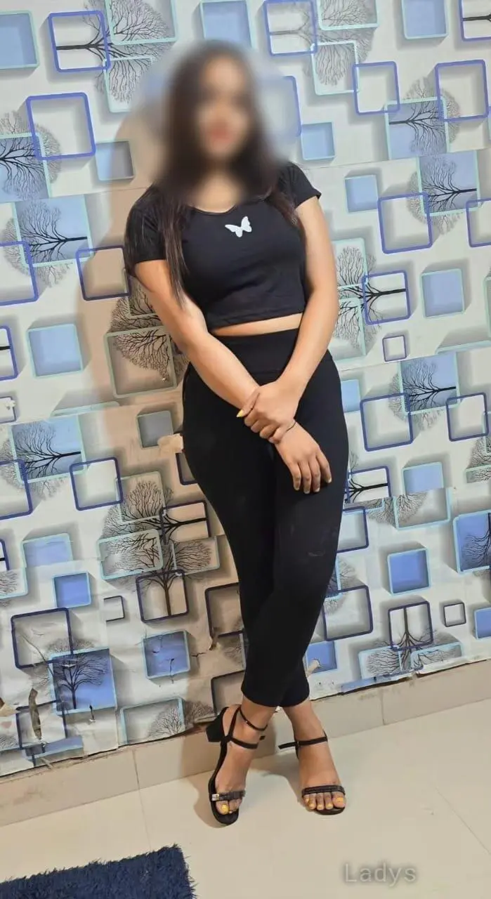 Monika, 24 years brunette escorts in Indore, height 173 sm, Weight kg