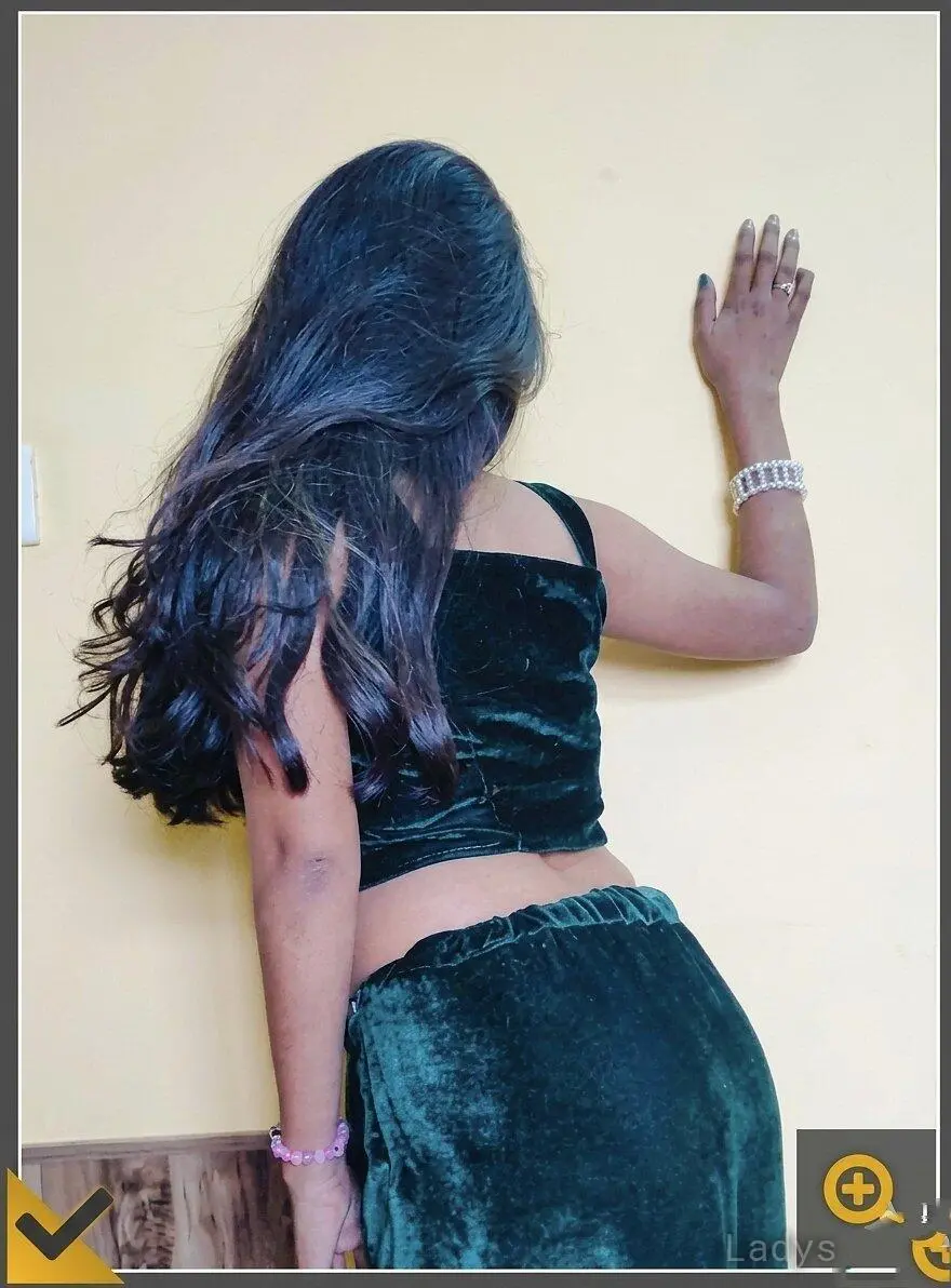 Muskan, 24 years brunette escorts in Indore, height 160 sm, Weight kg