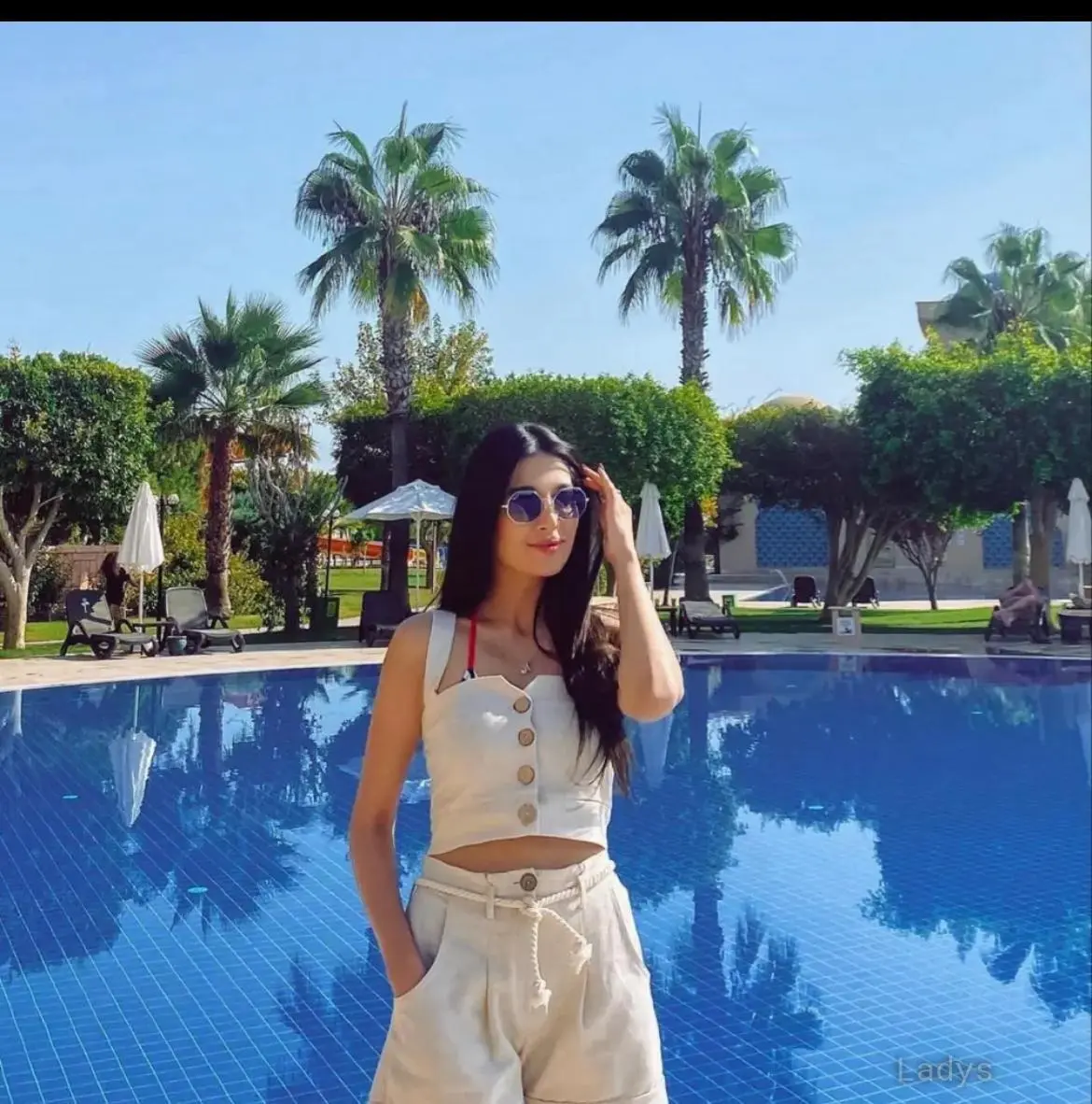 Diyana, 25 years brunette escorts in Istanbul, height 165 sm, Weight  kg