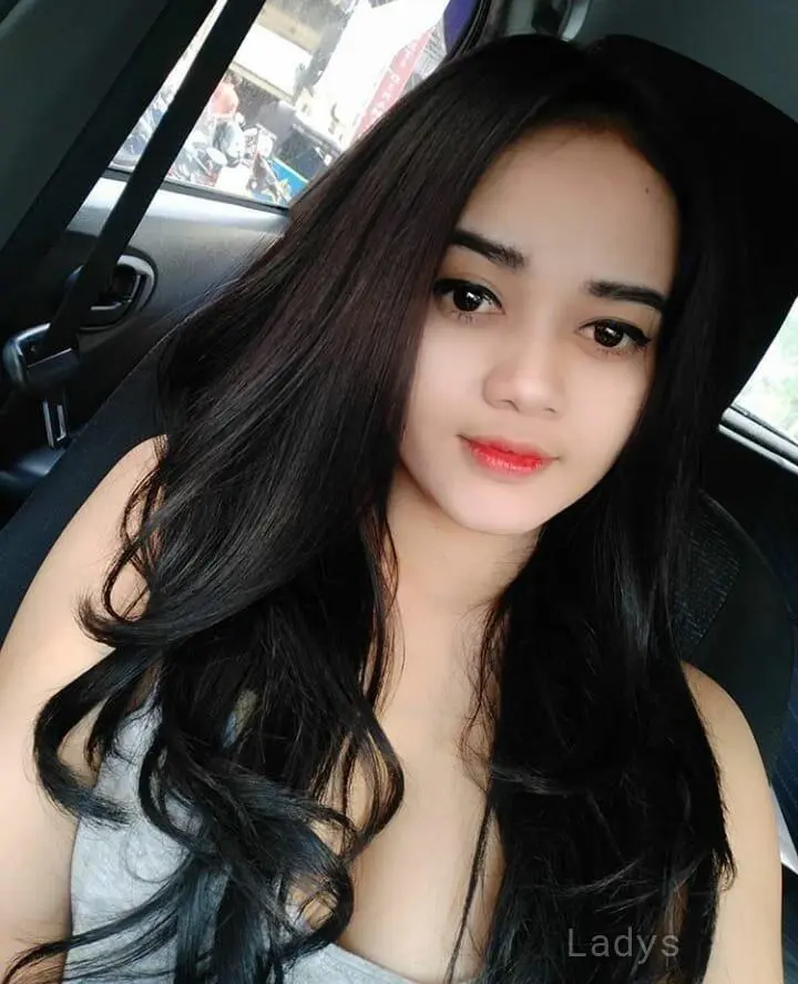 Anna, 24 years brunette escorts in Jakarta, height 165 sm, Weight kg