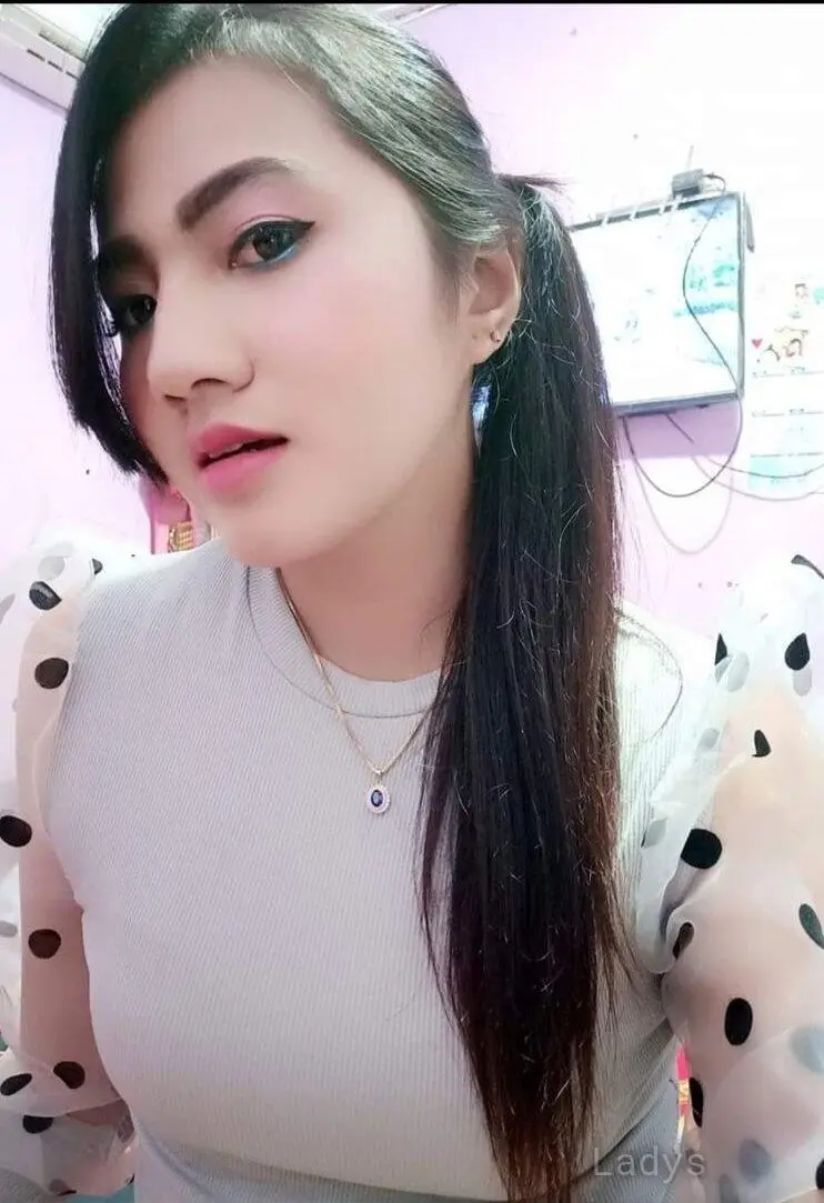 Shara, 23 years brunette escorts in Jakarta, height 167 sm, Weight kg