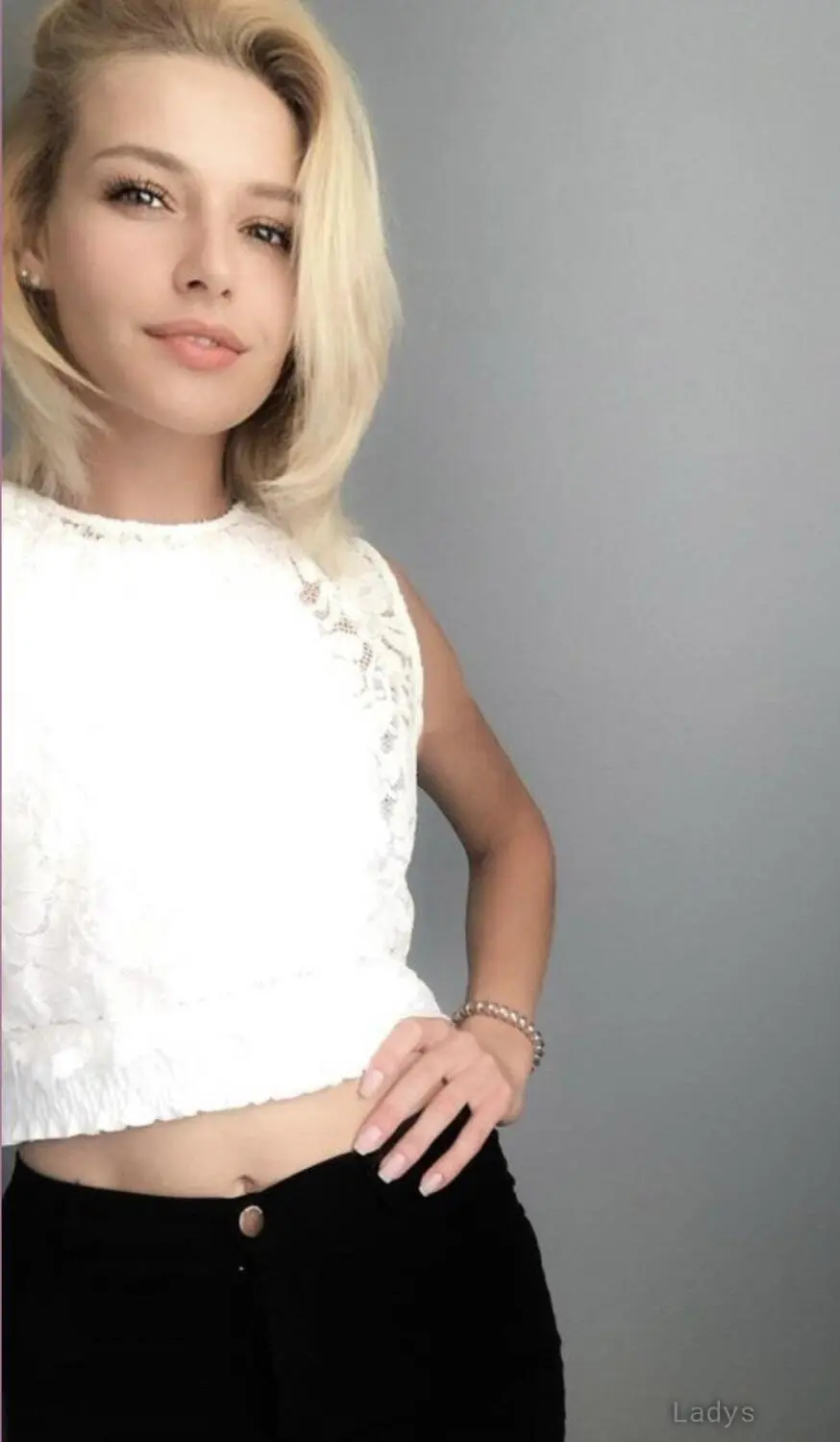 Lenasaria, 24 years brunette escorts in Jeddah, height 167 sm, Weight kg