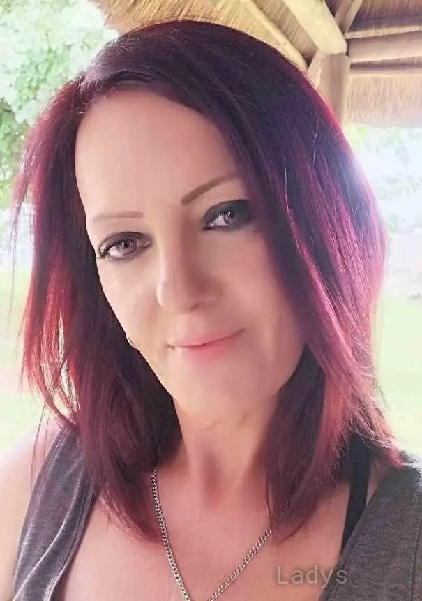 Anica,  years brunette escorts in Johannesburg, height  sm, Weight  kg