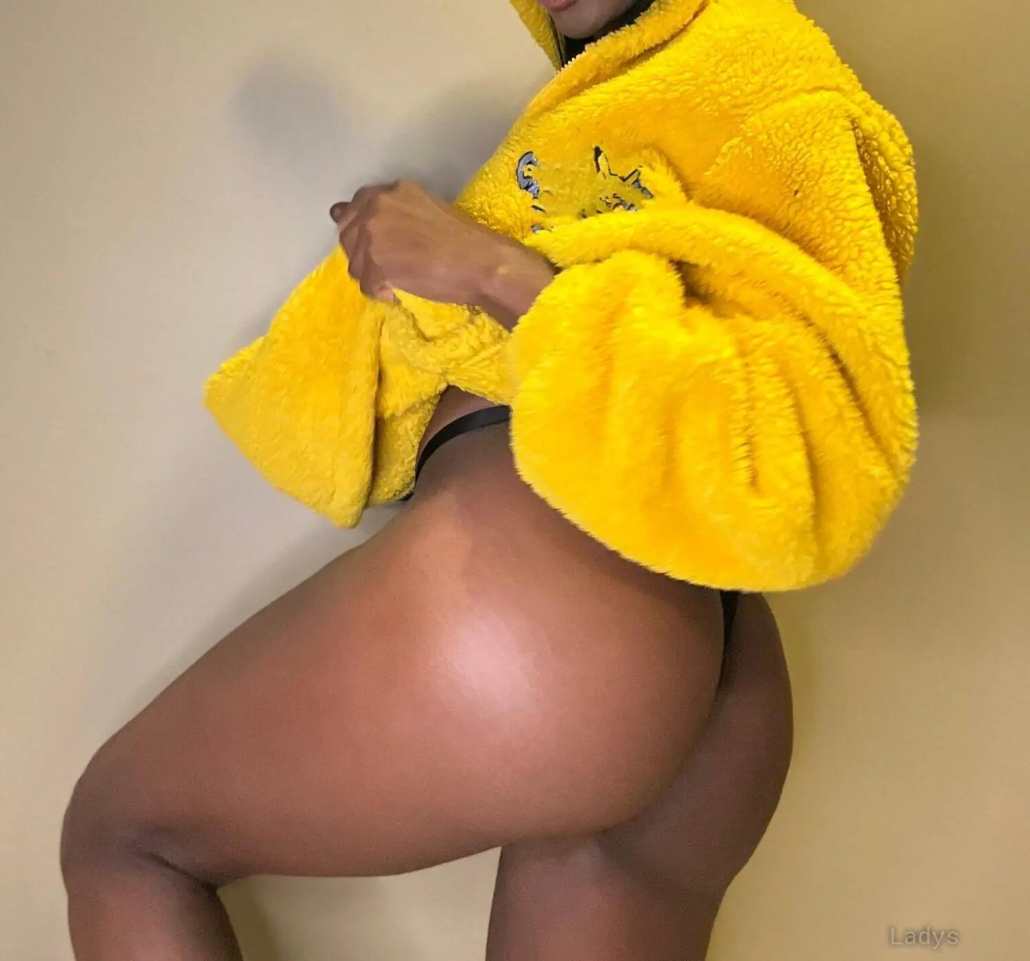 Mildred, 25 years brunette escorts in Kampala, height 163 sm, Weight  kg