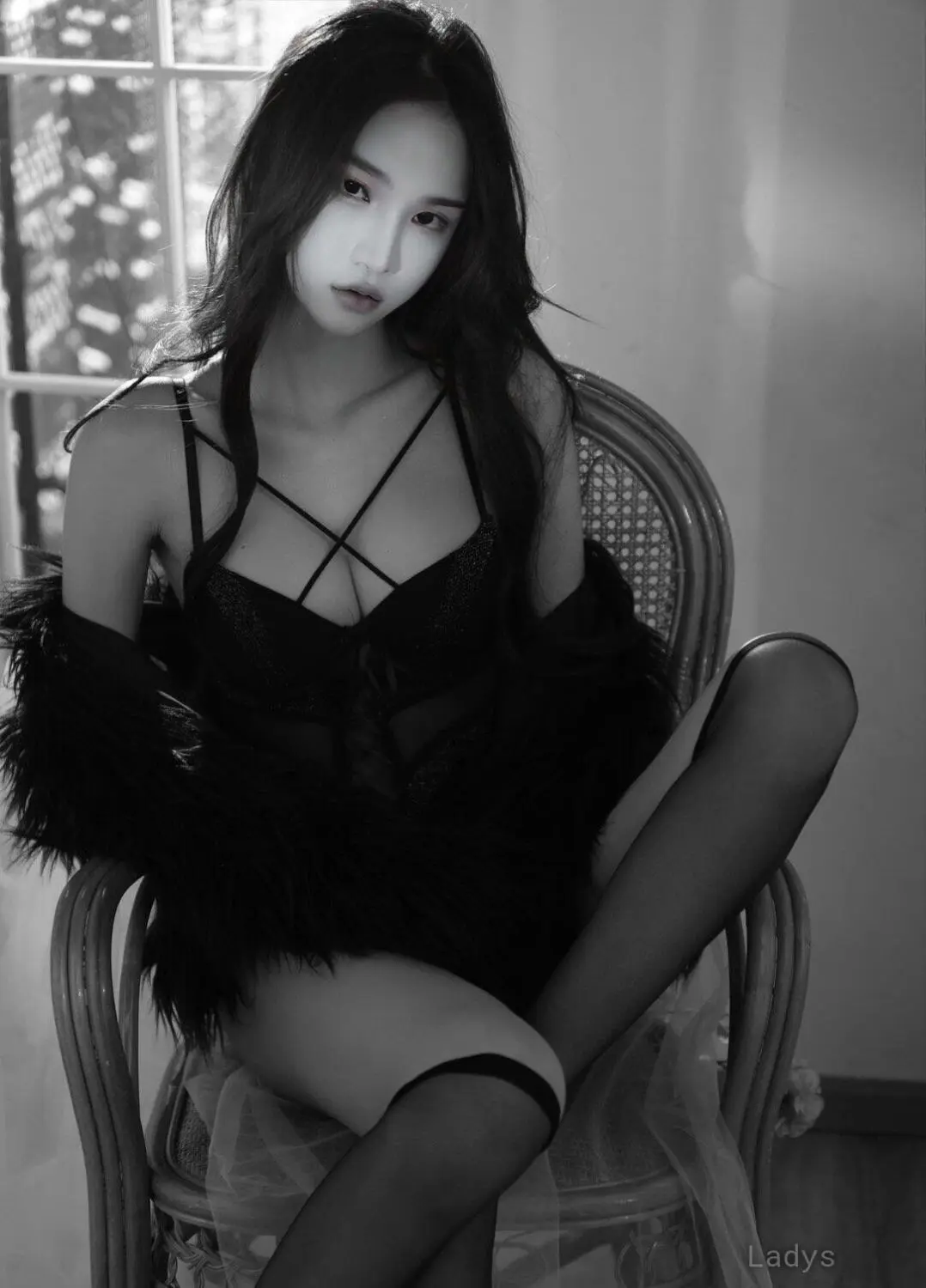 金夜女王, 21 years brunette escorts in Kaohsiung, height 175 sm, Weight kg