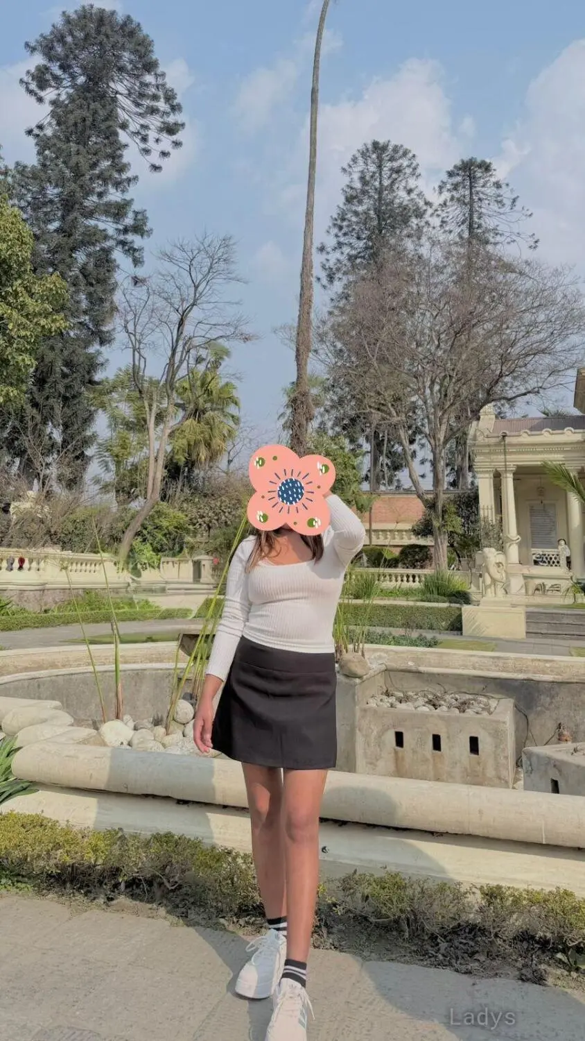 Aisha, 23 years brunette escorts in Kathmandu, height 165 sm, Weight  kg