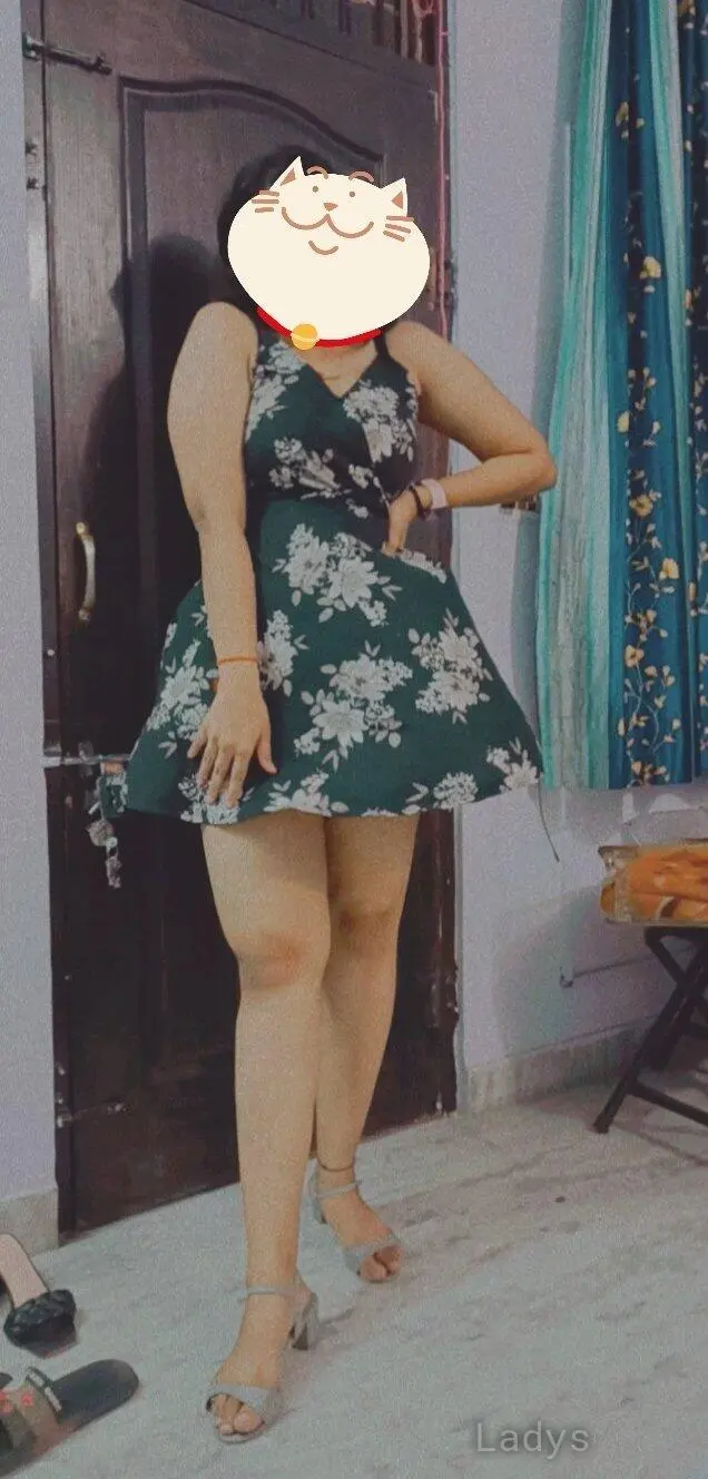 Astha, 24 years brunette escorts in Kathmandu, height 154 sm, Weight  kg