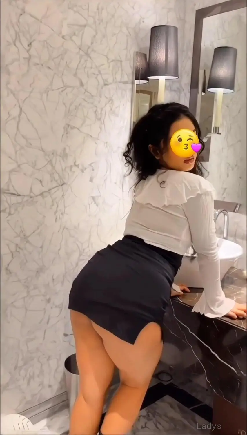 RICHA, 24 years brunette escorts in Kathmandu, height 174 sm, Weight  kg