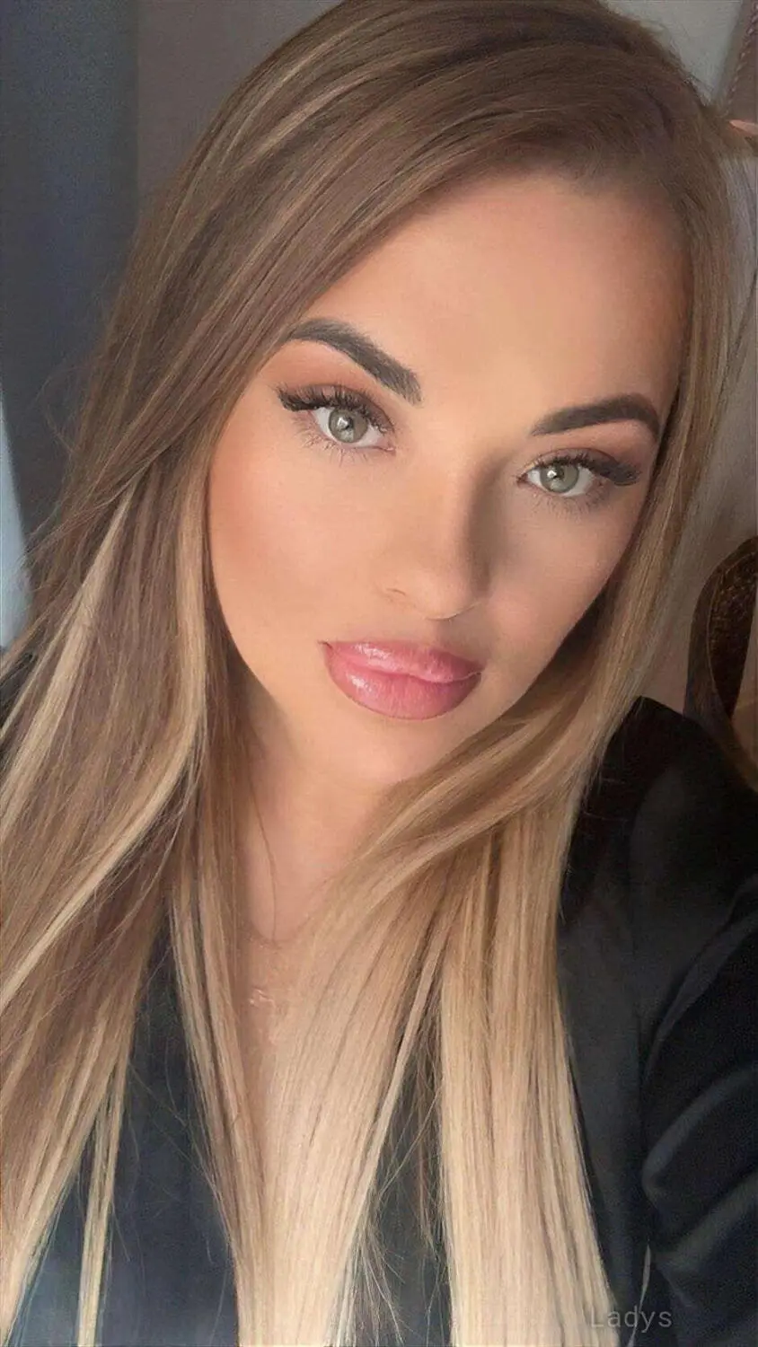 Саша, 25 years brunette escorts in Kaunas, height 165 sm, Weight 57 kg
