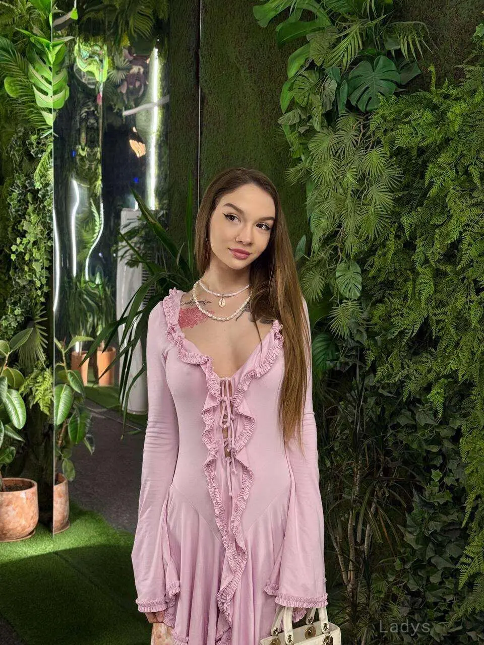 Лера, 25 years brunette escorts in Klaipeda, height 171 sm, Weight 51 kg