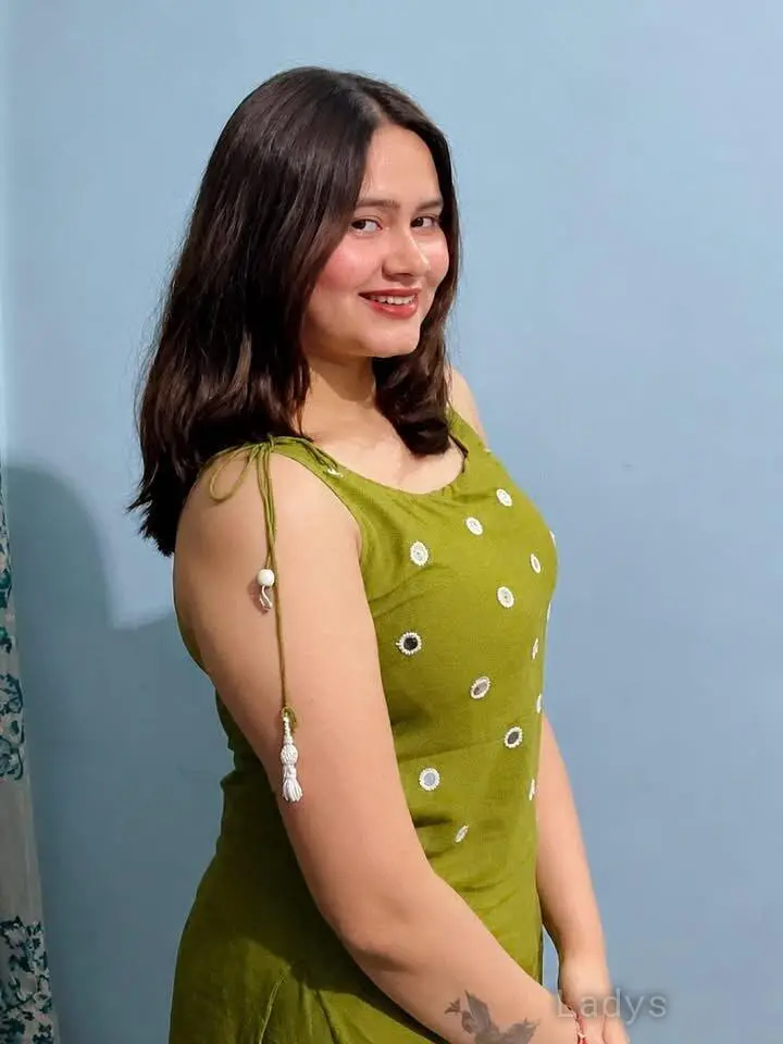 Damayanti, years brunette escorts in Kochi, height sm, Weight kg