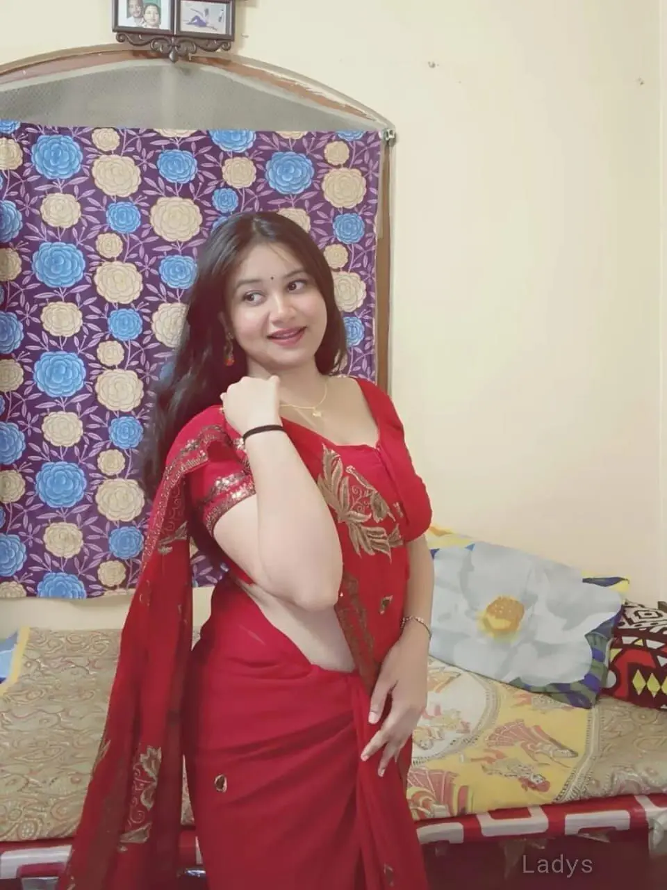 Nisha, 23 years brunette escorts in Kochi, height 145 sm, Weight  kg