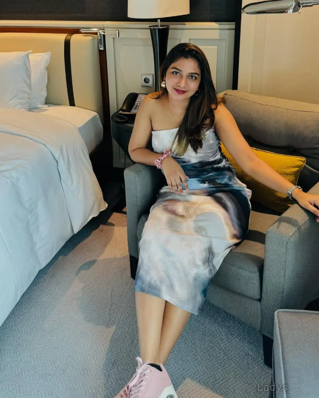 Rohini, 22 years brunette escorts in Kochi, height 154 sm, Weight kg