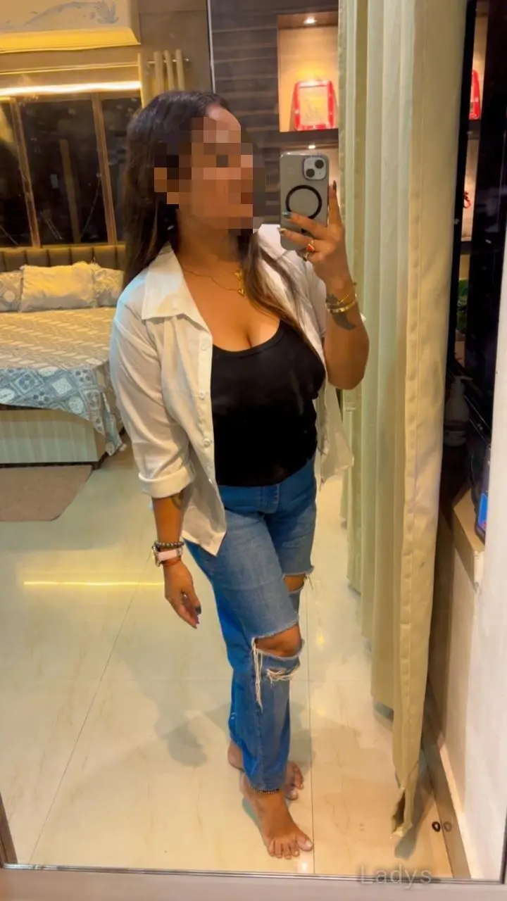 Jenny, 27 years brunette escorts in Kolkata, height 163 sm, Weight  kg