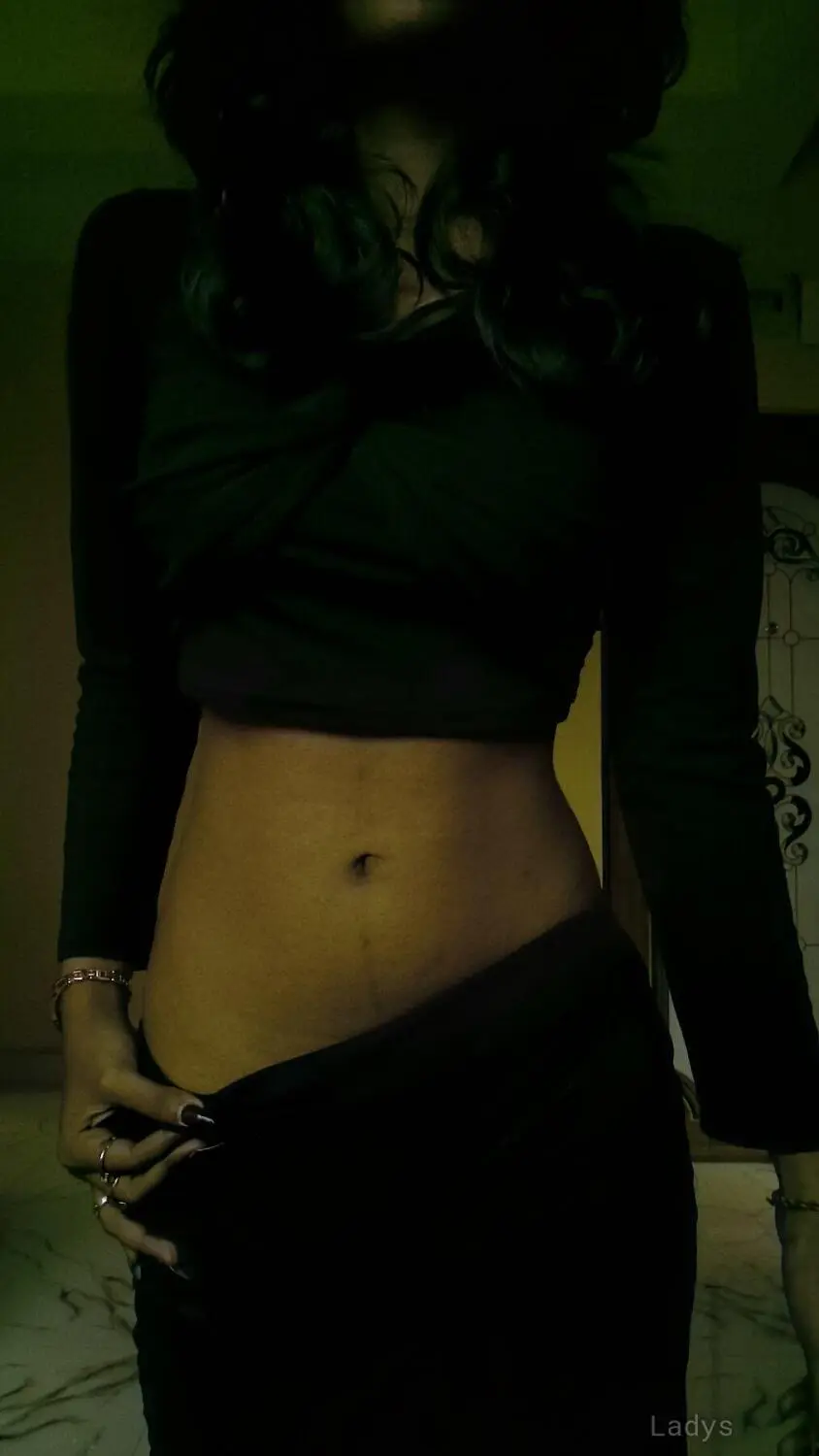 Neha, 19 years brunette escorts in Kolkata, height 165 sm, Weight  kg