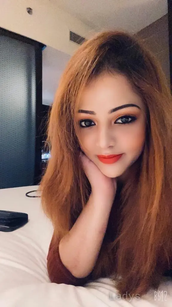 Rashmika, 23 years brunette escorts in Kolkata, height 153 sm, Weight  kg