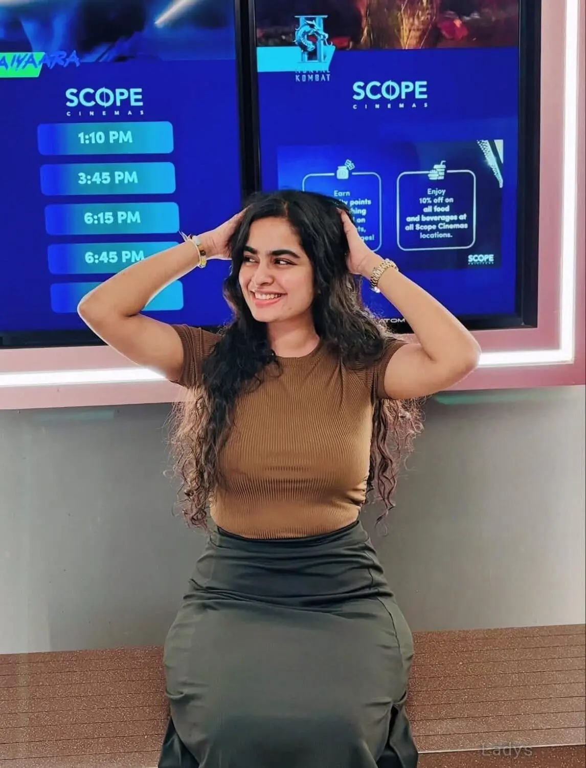 Neelam, 25 years brunette escorts in Kozhikode, height sm, Weight kg