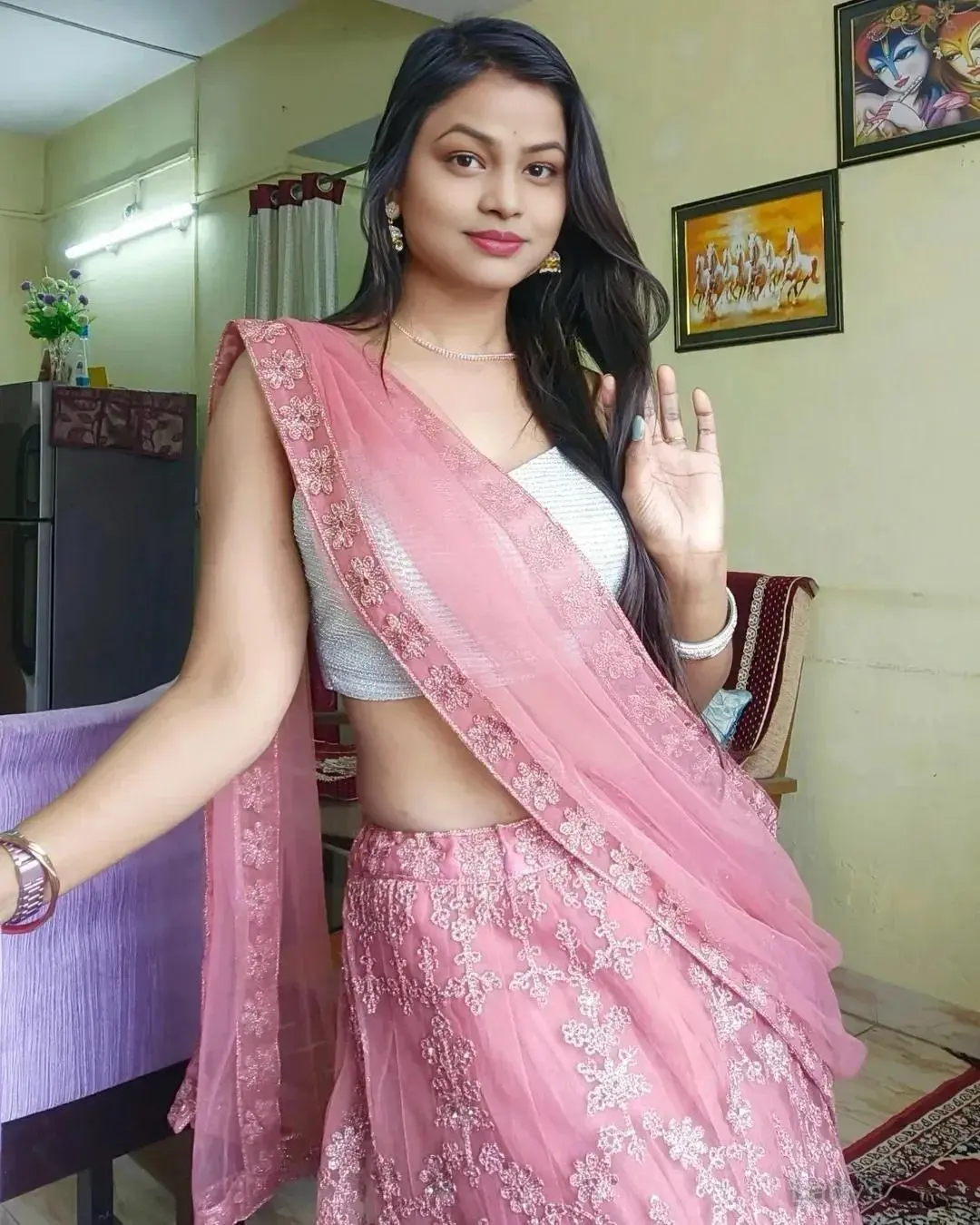 Vani, 22 years brunette escorts in Kozhikode, height 154 sm, Weight  kg