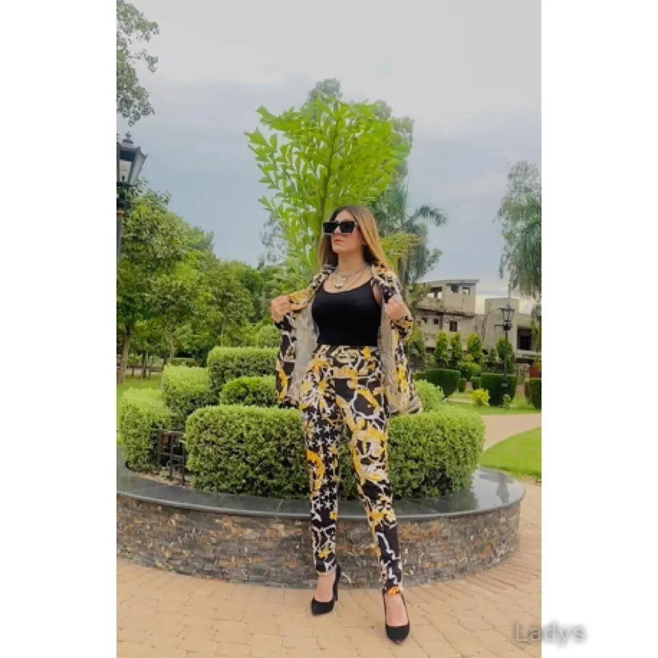 Neha Khan, 20 years brunette escorts in Lahore, height 187 sm, Weight  kg