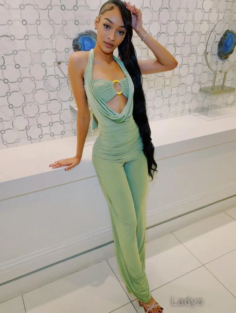 Zoey, 21 years brunette escorts in Las Vegas, height 165 sm, Weight 50 kg