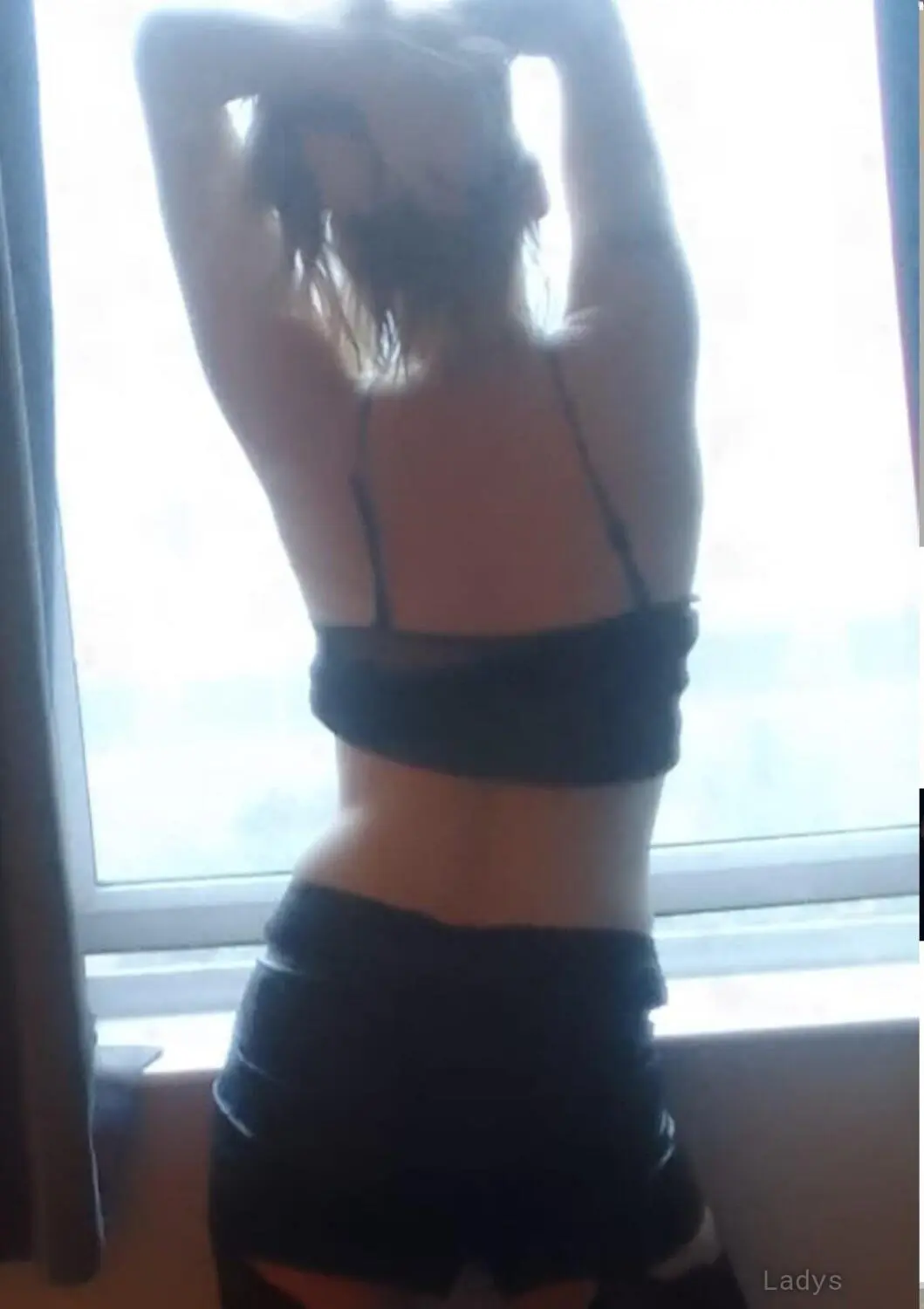 Darcy, 23 years brunette escorts in London, height 153 sm, Weight  kg