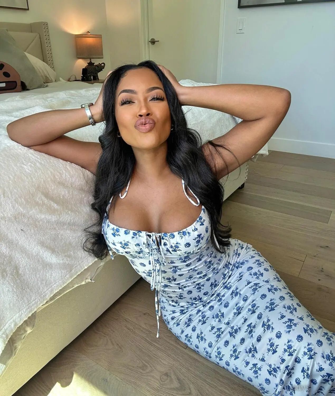Ninas420life, 26 years brunette escorts in Los Angeles, height 158 sm, Weight 64 kg