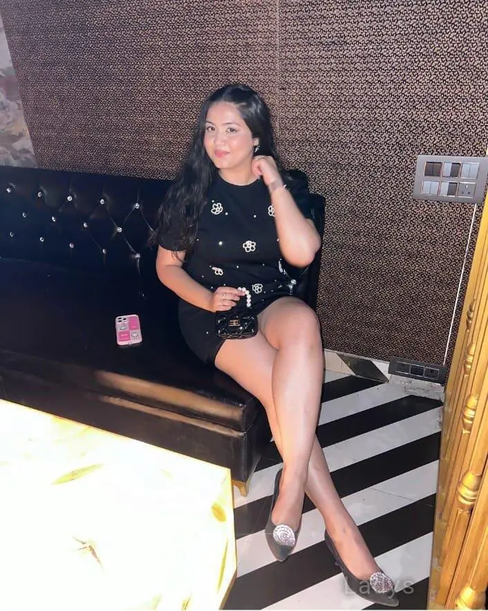 Anushka, 22 years brunette escorts in Lucknow, height 154 sm, Weight  kg