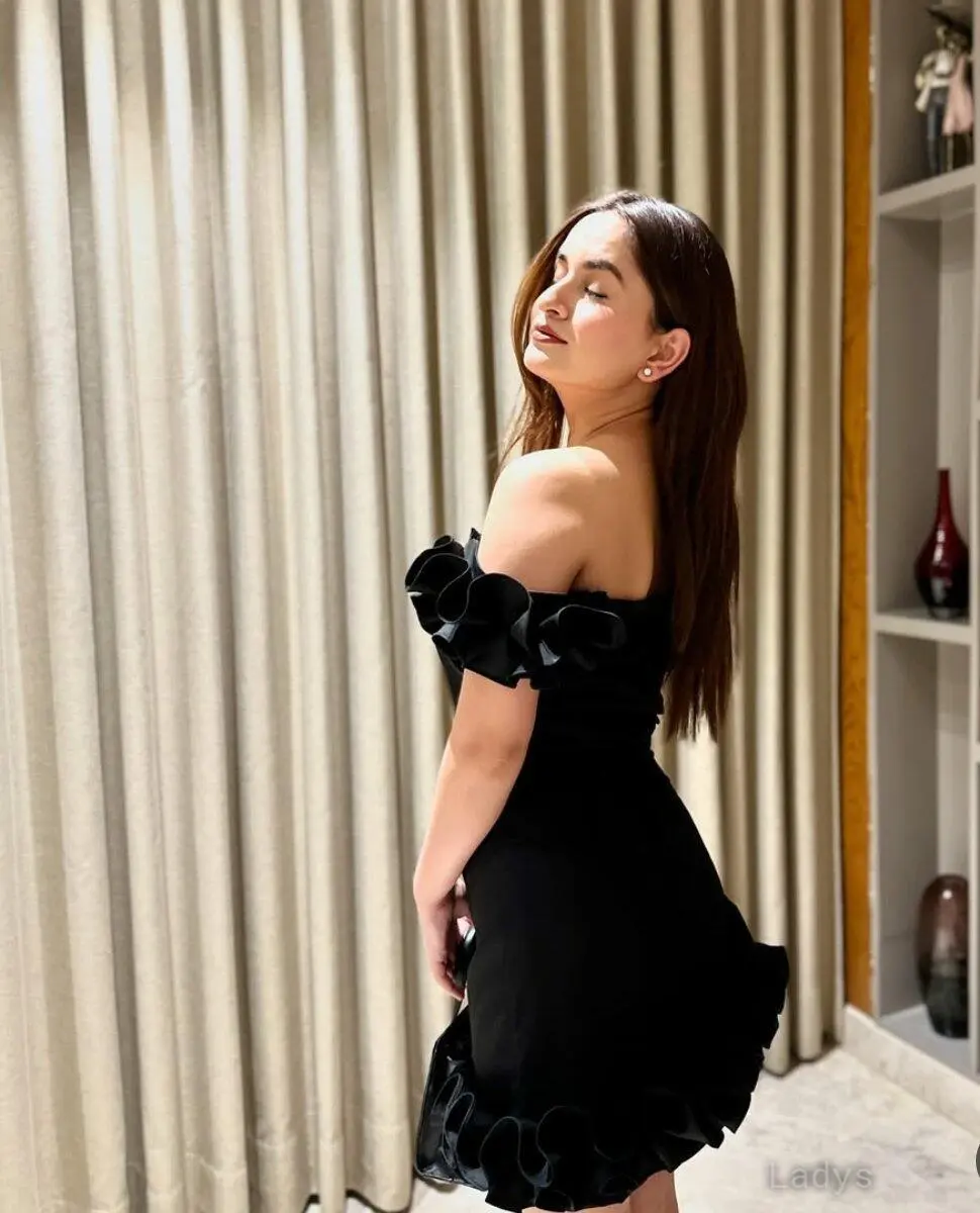 Bhumika, 22 years brunette escorts in Lucknow, height 153 sm, Weight  kg