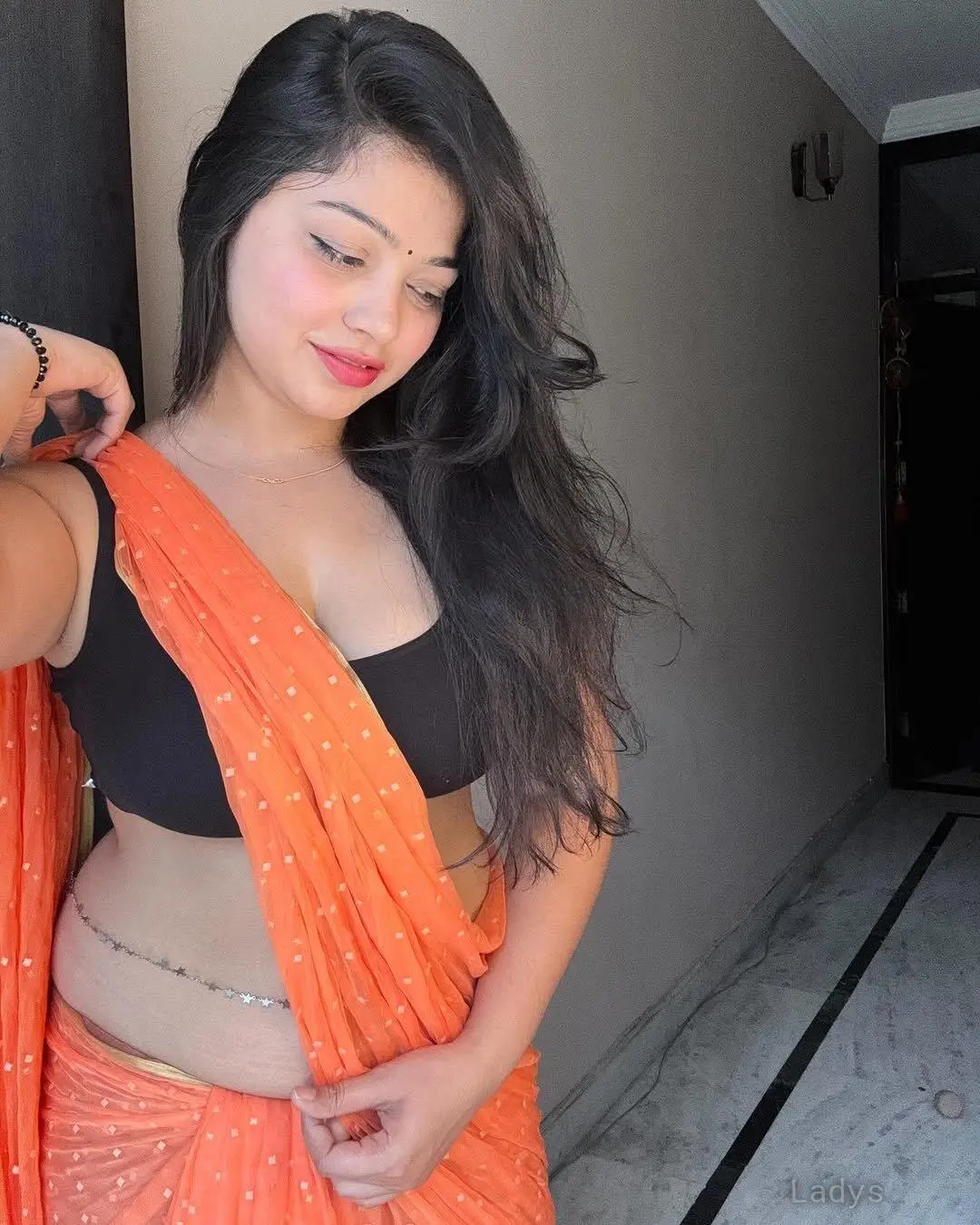 Hetal, 23 years brunette escorts in Lucknow, height 154 sm, Weight kg