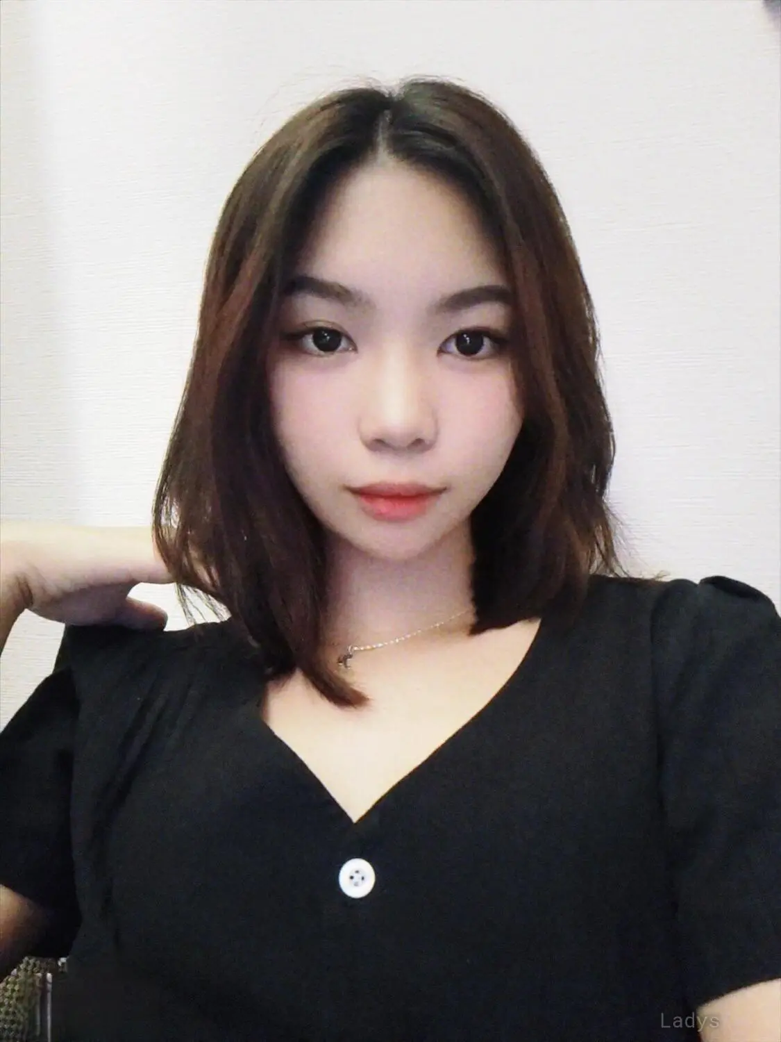 Skylar, 20 years brunette escorts in Makati, height 152 sm, Weight  kg