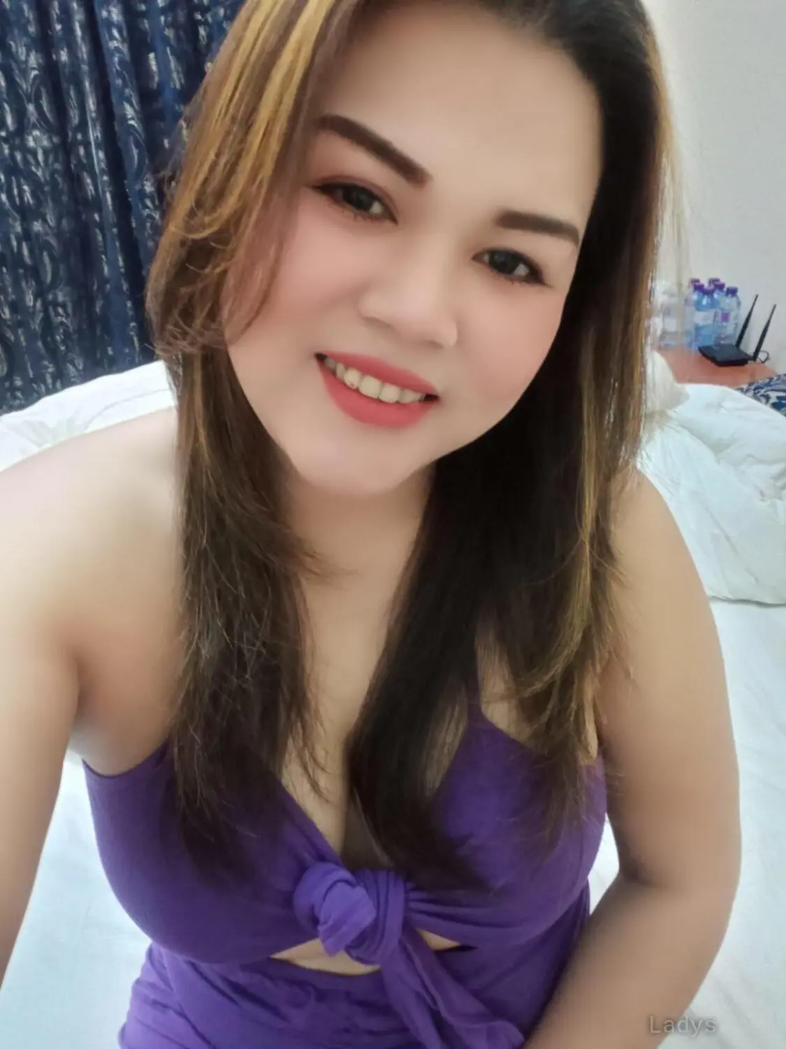 Beena, 30 years brunette escorts in Manama, height  sm, Weight  kg
