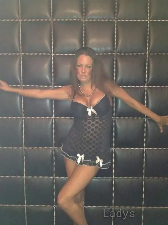 Rude, 29 years brunette escorts in Manchester, height 154 sm, Weight  kg
