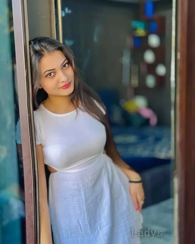 Muskan, 21 years brunette escorts in Mangalore, height 152 sm, Weight  kg