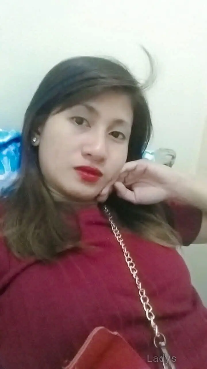 Alyanna, 27 years brunette escorts in Manila, height 157 sm, Weight kg
