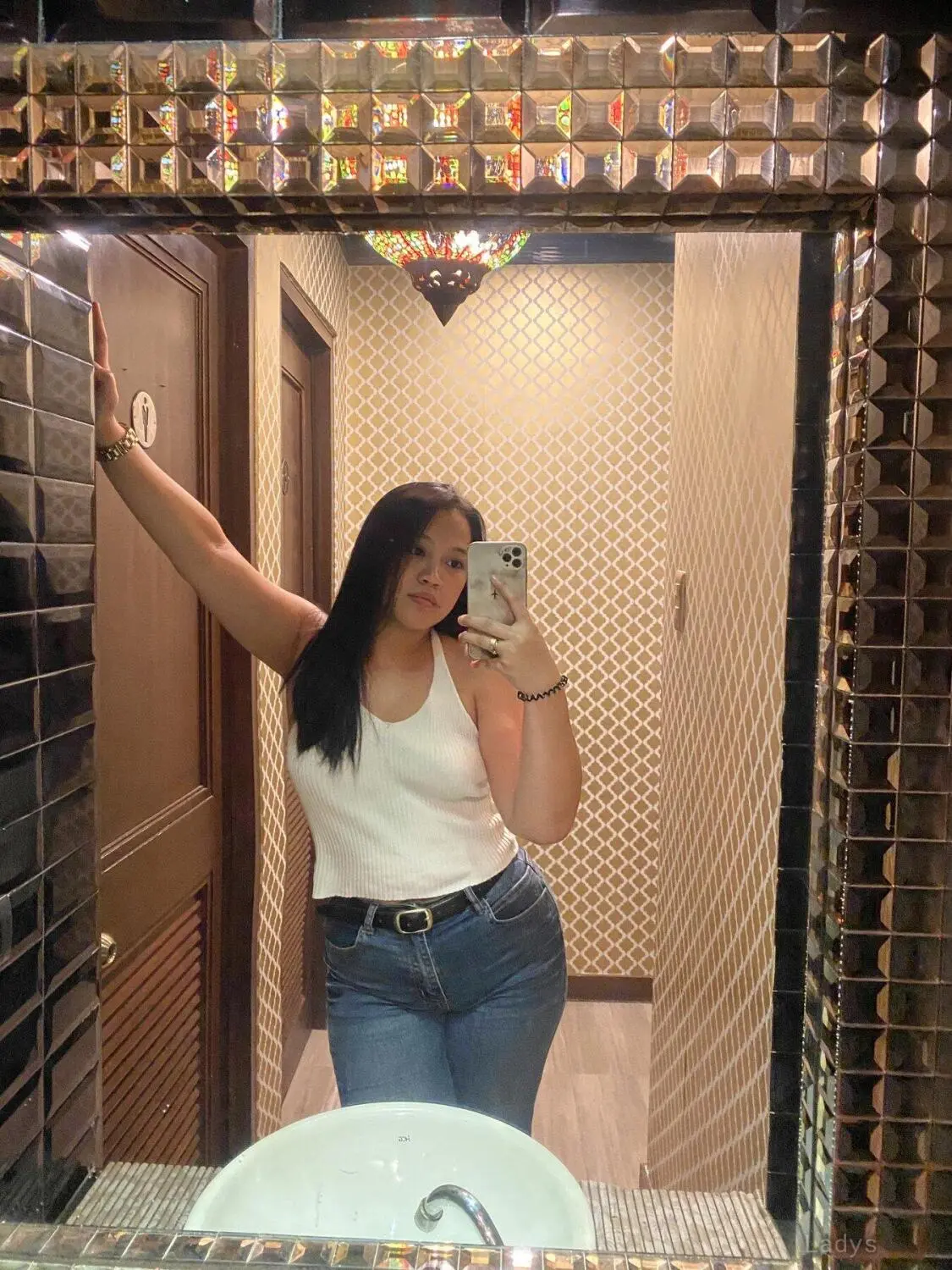 Jamie, 28 years brunette escorts in Manila, height 167 sm, Weight  kg