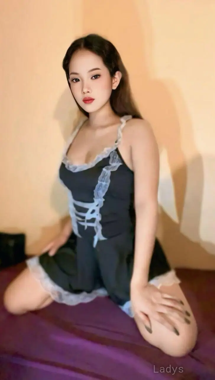 Rose, 19 years brunette escorts in Manila, height 156 sm, Weight  kg