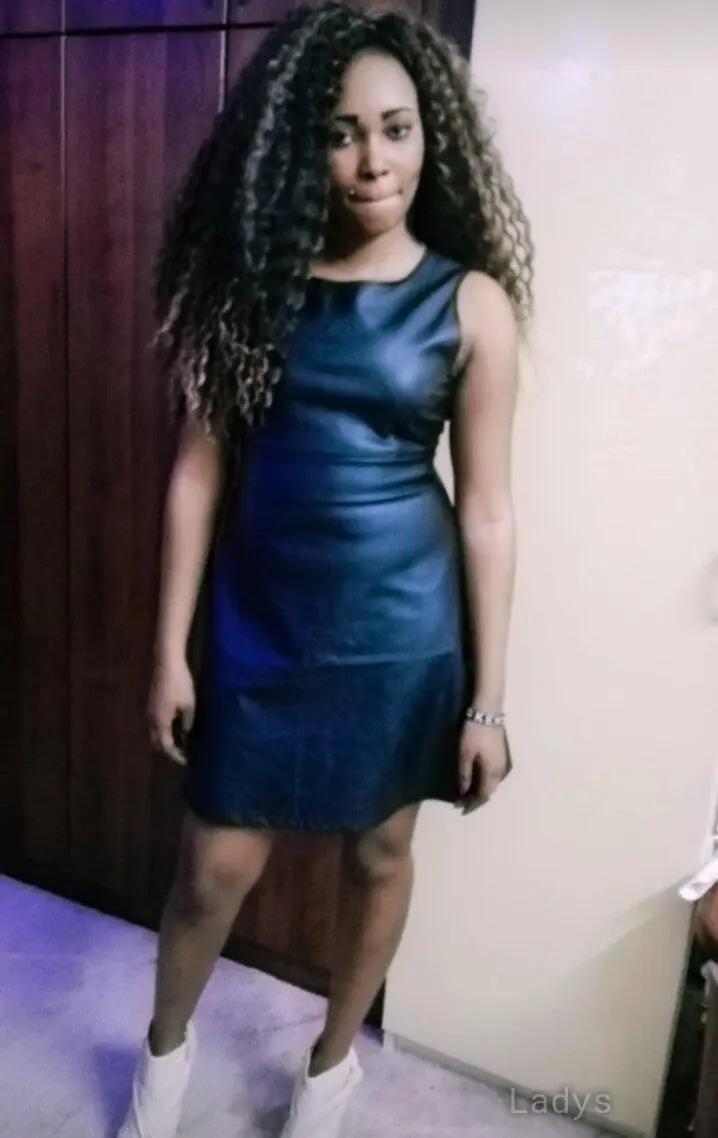 Shillah29,  years brunette escorts in Mecca, height  sm, Weight  kg