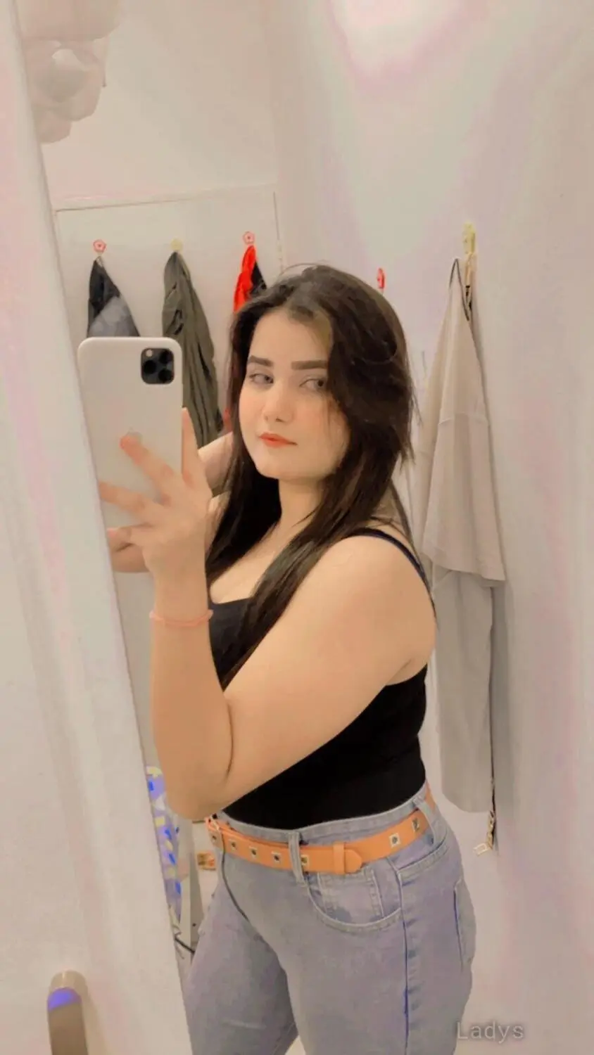 Eisha, 24 years brunette escorts in Multan, height 158 sm, Weight  kg