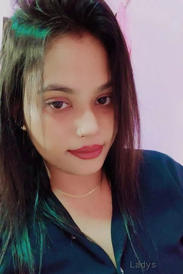 Escort Girls Massage Hotel&Home Ser Avai,  years brunette escorts in Mumbai, height  sm, Weight  kg