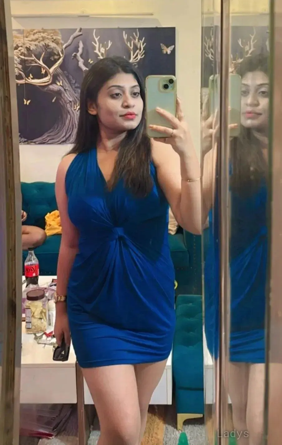 Monika, 21 years brunette escorts in Mumbai, height 160 sm, Weight  kg