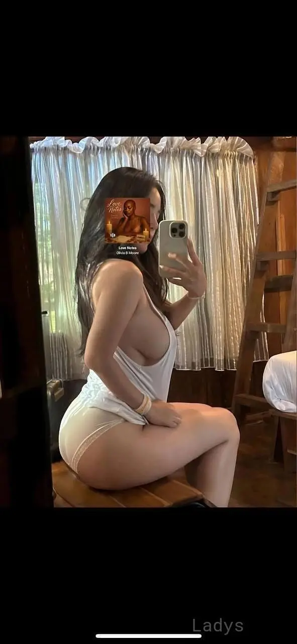 Sexyy Faye, 23 years brunette escorts in Mumbai, height 157 sm, Weight kg