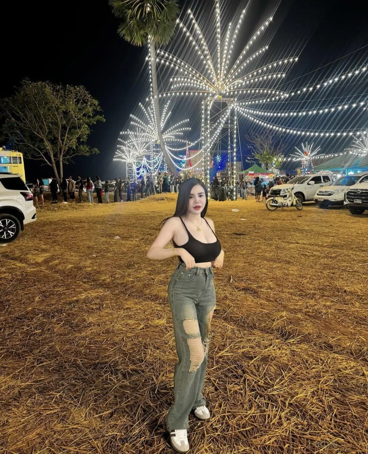 Mina, years brunette escorts in Muscat, height sm, Weight kg