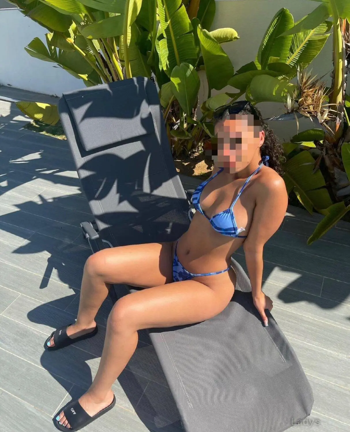 Sweet, 24 years brunette escorts in Muscat, height 168 sm, Weight  kg