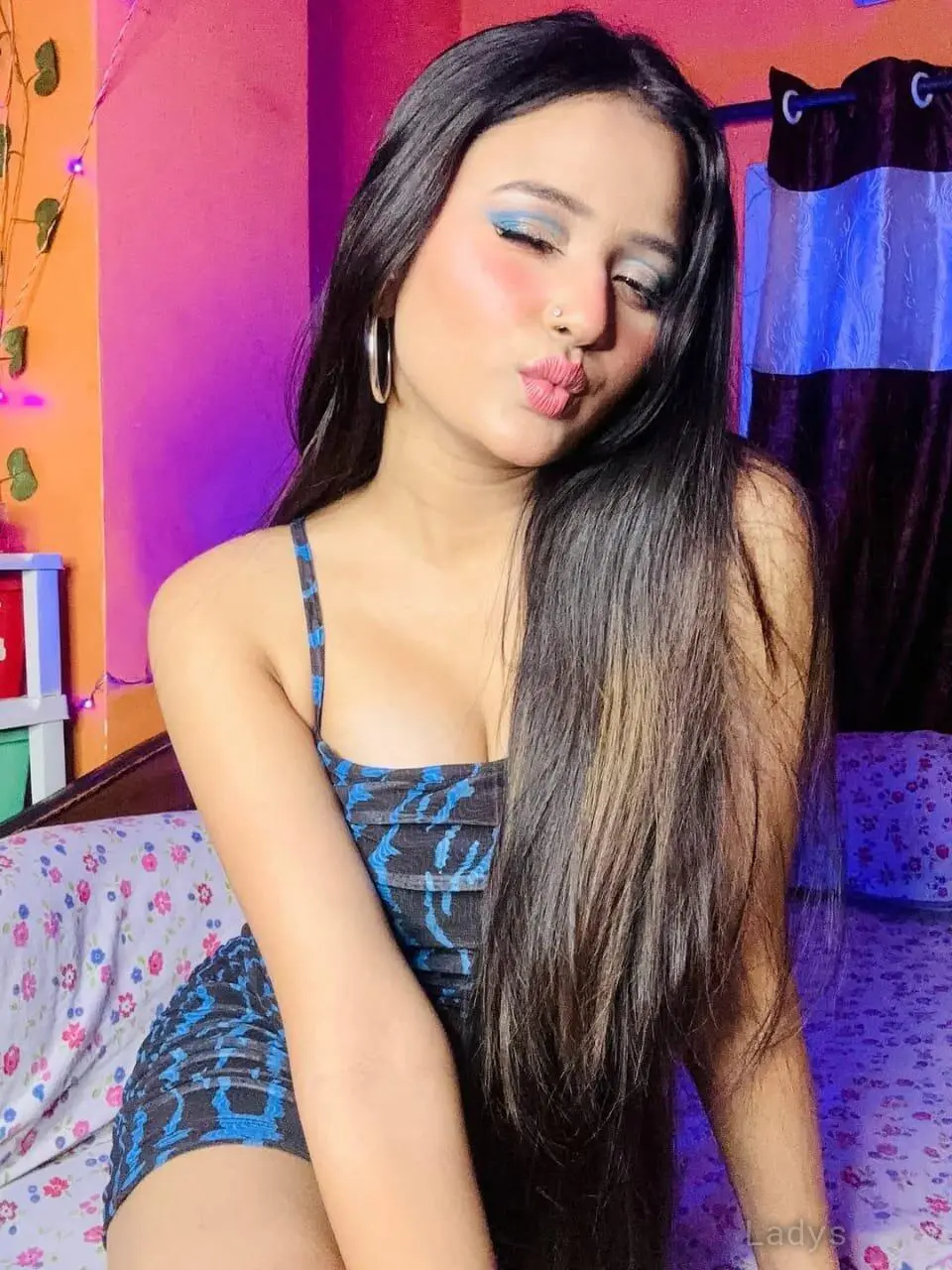 Tanya, 23 years brunette escorts in Nagpur, height 154 sm, Weight kg