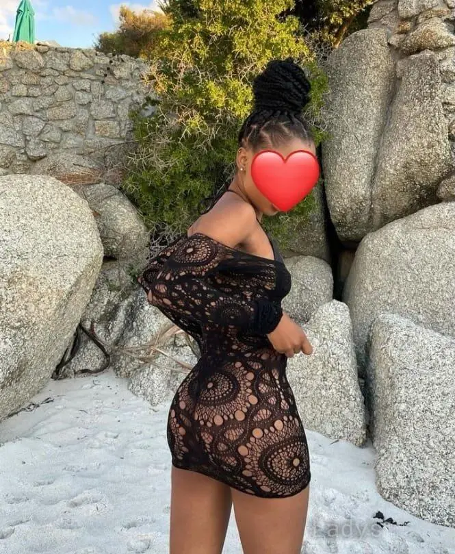 Berit, 23 years brunette escorts in Nairobi, height 156 sm, Weight  kg