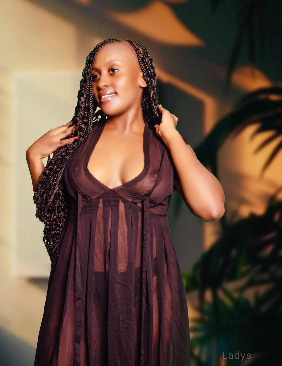 Grace, 22 years brunette escorts in Nairobi, height 169 sm, Weight  kg