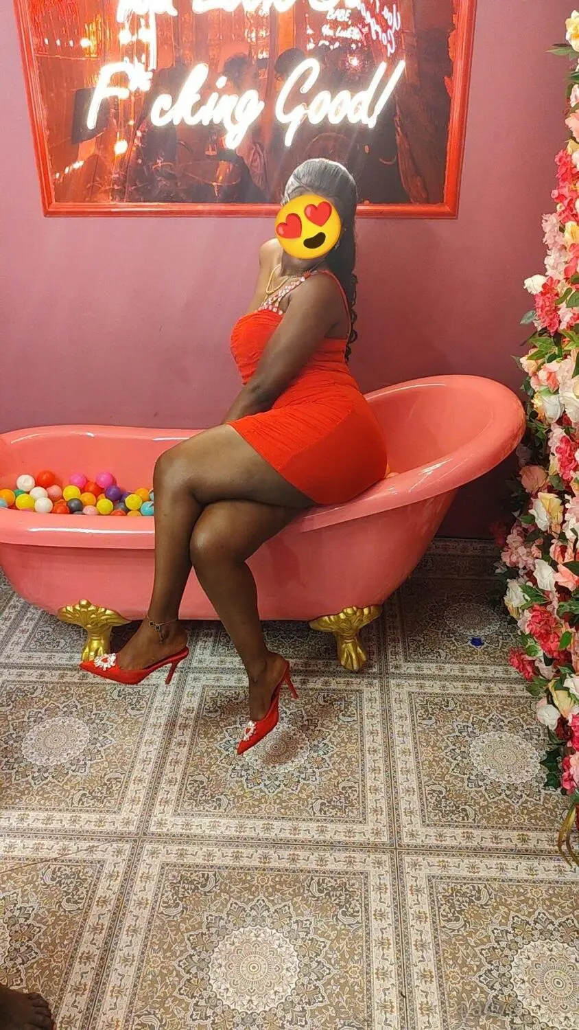 Shauna B Kilimani Booty, years brunette escorts in Nairobi, height sm, Weight kg