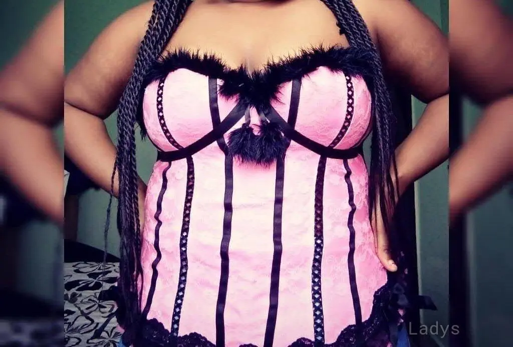 Sheryl, 25 years brunette escorts in Nairobi, height 155 sm, Weight  kg